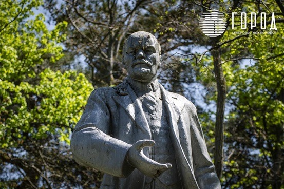 Памятник Ленину в Геленджике