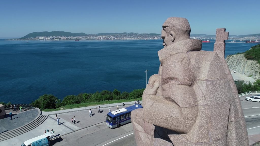 Пляжи Кабардинки 2025: где купаться и отдыхать рядом с Геленджиком